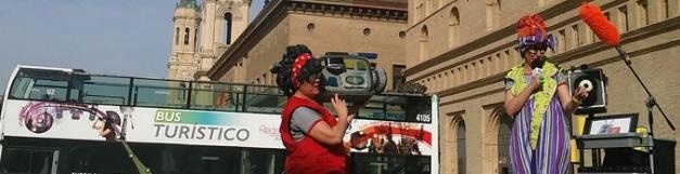 Megabús Apúntate a una aventura en la que los participantes van acompañados por la reportera Vera, que se encuentra en Zaragoza para grabar un programa en directo.