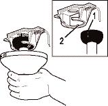 Gire el ventilador hasta que la muesca de la bola de la varilla vertical () calce sobre la saliente del soporte de montaje (2).