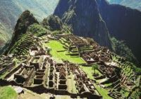 El pueblo de Ollantaytambo es llamado "Pueblo Inca Viviente", ya que los habitantes mantienen prácticas y costumbres desde el tiempo de los Incas.