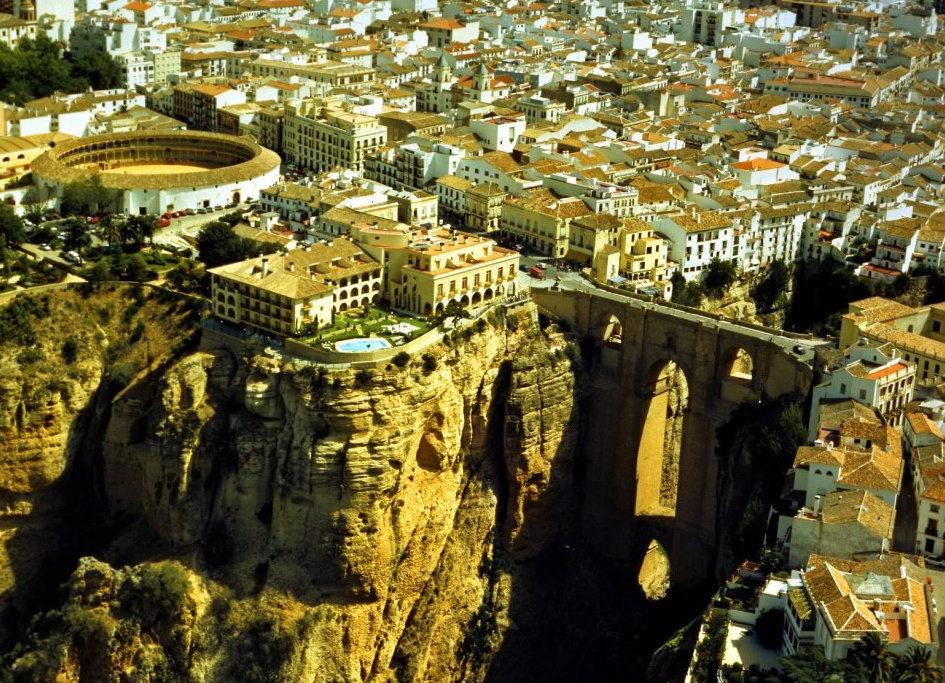 Ronda, ciudad del cine científico Copy Turismo Ronda Más allá de ser una ciudad reconocida