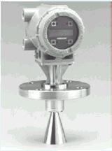 Por ejemplo, un tubo Bourdon para medir presión, un termopar para medir la temperatura de un fluido que circula por una tubería; en ambos casos el sensor está en contacto directo con la variable a