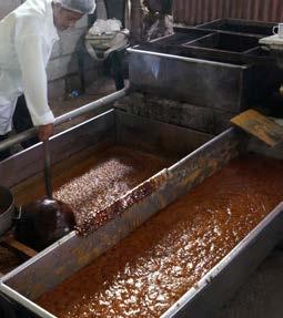 AZÚCAR AZÚCAR DE COCO MASCOBADO MASCOBADO BLEND EN BASE A ROBUSTA AZÚCAR DE CAÑA NATURAL cod. 027000 Sabor dulce, con un toque a caramelo.