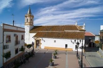 cultural de Moguer en Huelva. Date unos minutos para gozar de la tranquilidad del templo.