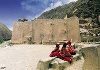 Machu Picchu, centro de culto y observación astronómica fue el refugio privado del Inca Pachacútec, consta de dos grandes áreas, una agrícola y otra urbana, donde se destacan los templos, plazas y