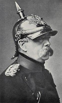 Bismarck se convierte en árbitro de las relaciones diplomáticas europeas antepone los intereses de Alemania al resto de Europa.