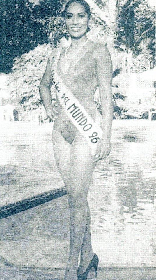 Claudia Hernández Rodríguez, Señorita México 1994, originaria de Santiago Ixcuintla, Nayarit, ganó la corona No.