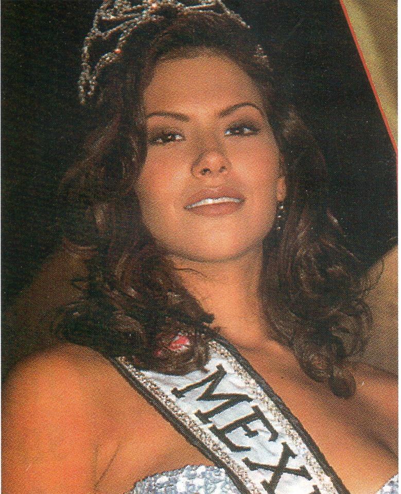 La primera corona de Nuestra Belleza México Mundo para el estado de Nuevo León la logró Alejandra Aidee Quintero Velasco en