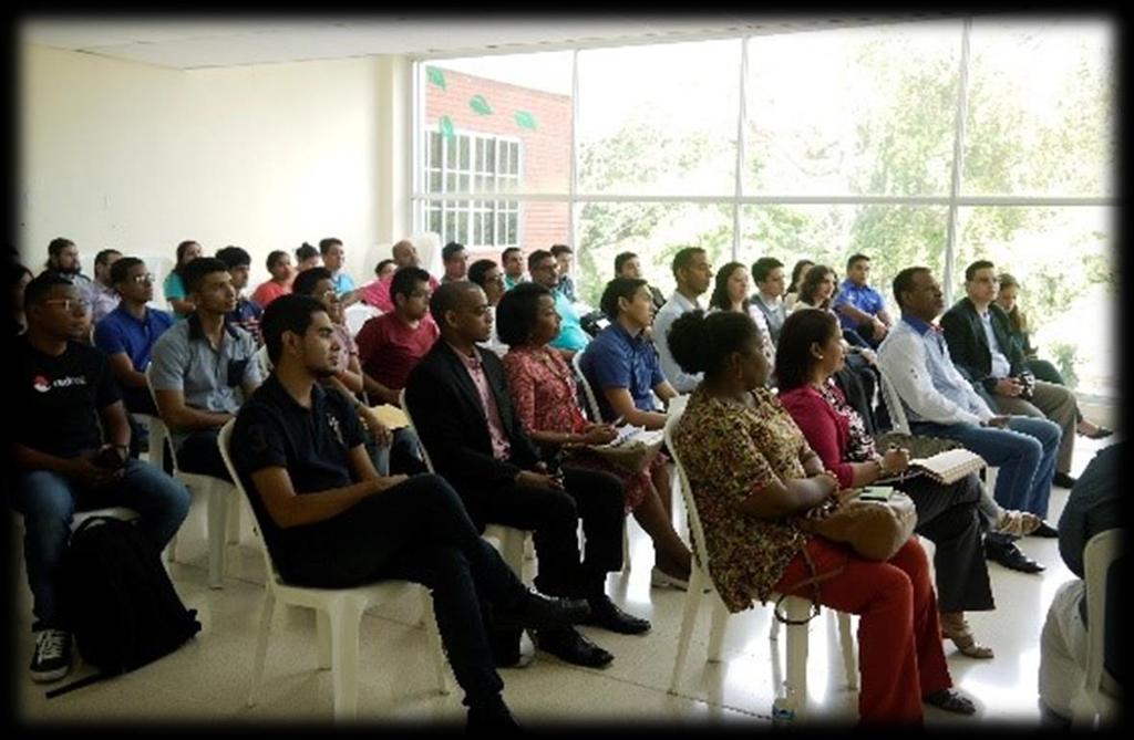 El TechAcademy UTP, es la primera academia universidad-empresa de Panamá, con la finalidad de desarrollar capacidades técnicas y