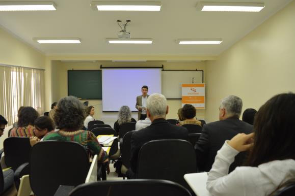 de Extensión de la Asociación de Universidades del Grupo Montevideo (AUGM), en la sede de la Fundación para el Desarrollo de Bauru (FunDeB), Campus Bauru/SP7/Brasil.