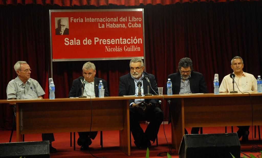 El jurado estuvo integrado por Eusebio Leal Spengler (en calidad de presidente), Marlen Dominguez Hernández, Tania García Lorenzo, Mayda Álvarez Suárez y Antonio
