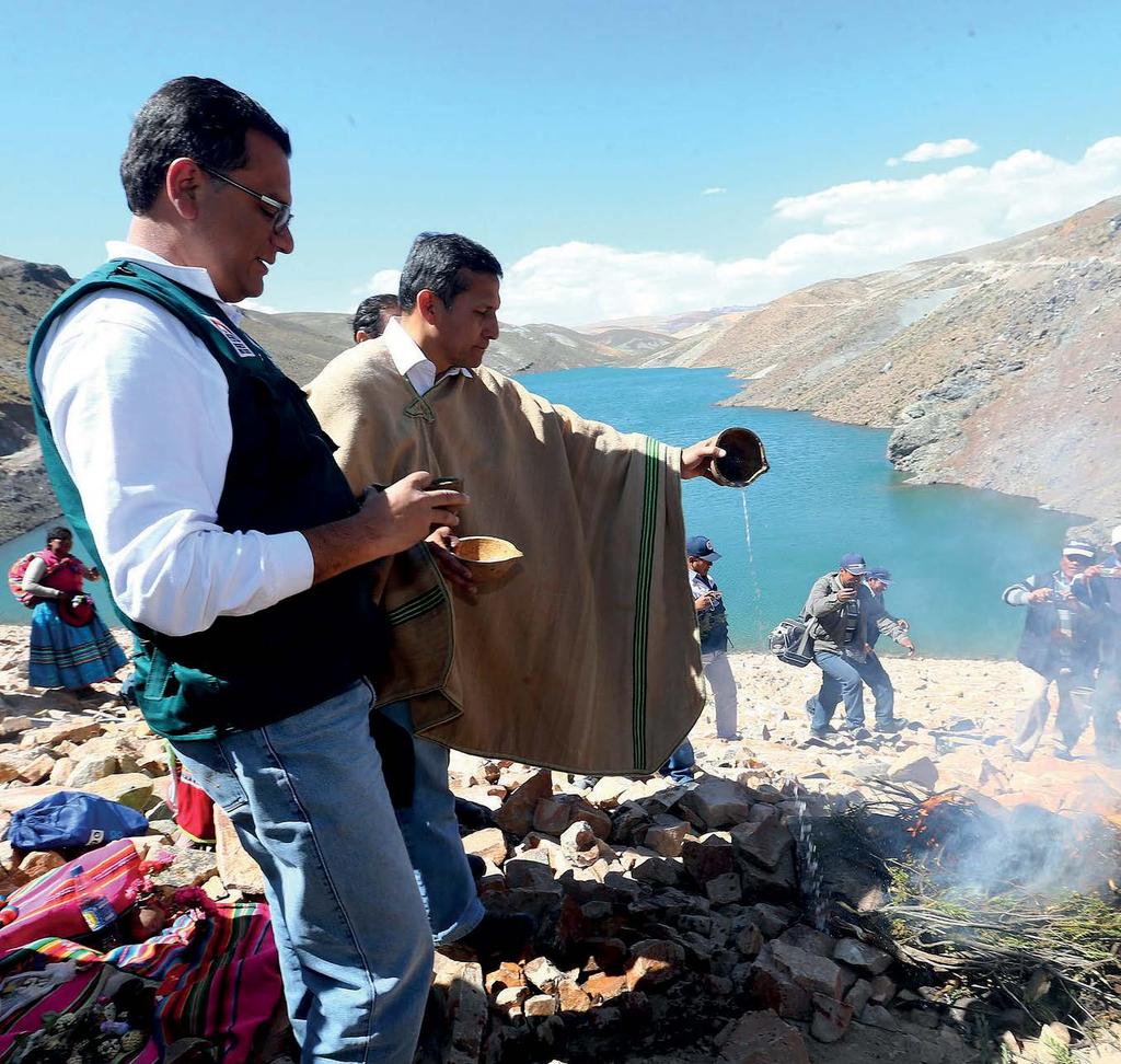 4 5 Presidente de la República, Ollanta Humala Tasso, y ministro de Agricultura, Juan Manuel Bentes, y autoridades de Moquegua inauguraron la represa de Chirimayuni, que fue inaugurada en octubre de