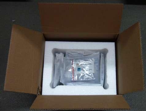 Control de envío En las cajas de cartón de envío de los paquetes de líquido calibrante se incluye un monitor de temperatura que se vuelve de color gris cuando la temperatura de