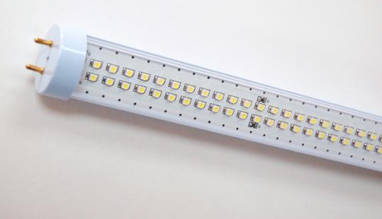 130 Los tubos LED (ver Figura 31) deberán cumplir con las siguientes características: dimensiones de 60 a 120 cm de largo y 2,54 cm de diámetro (T8), emisión de luz fría blanca, consumo de potencia