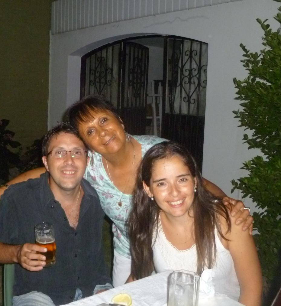 Con su familia, Córdoba, enero de 2014 De izquierda a derecha: