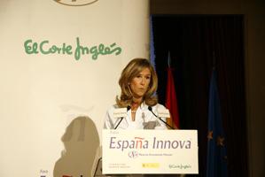 Curs 2010/2011 CRISTINA GARMENDIA Ministra de Ciencia e Innvación Htel Ritz de Madrid, 20 de septiembre de 2010 Presentada pr: D.