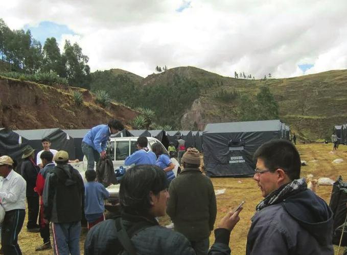 Los Scouts de Cusco acudieron a la comunidad de Misk a el día lunes a primera hora a prestar la ayuda necesaria para los damnificados por el movimiento del pasado sábado puesto que