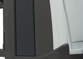 La plata forma abatible tiene un escalón bajo y está diseñada para resistir las deformaciones en caso de colisión, cuenta con una