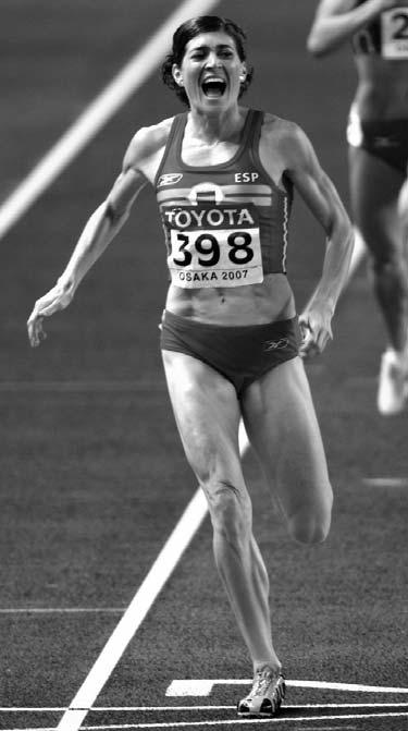MAYTE MARTÍNEZ Valladolid, 17.05.1976-1,68m/56kg Entrenador: Juan Carlos Granado Internacional: 37 (1998-2010) Historial Español Recordwoman de España Absoluta de 800m en pista cubierta (1:59.