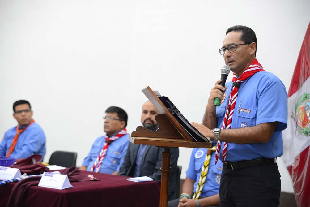 18 scout.org.pe/infoscout Mensaje del Jefe Scout Nacional por: Iván Rivarola Ganoza Señor Presidente de la Asociación de Scouts del Perú, Carlos Paredes.
