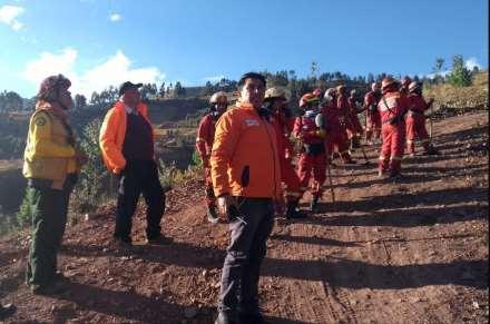 Cusco: Bomberos, Policía Forestal y Municipalidad de San Jerónimo extinguieron incendio forestal en ese distrito El Centro de Operaciones de Emergencia Regional (COER) Cusco, a través del Instituto