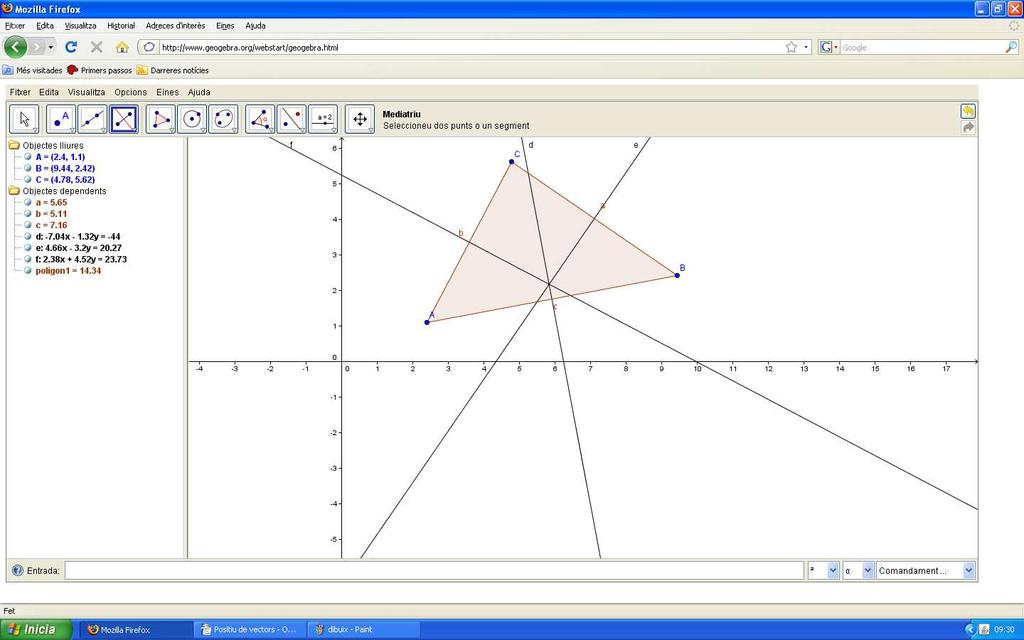 1) Has d'anar a la pàgina web: http://www.geogebra.org/webstart/geogebra.html Veuràs que apareixen uns eixos de coordenades. 2) Ara has de dibuixar un triangle com i on vulguis.