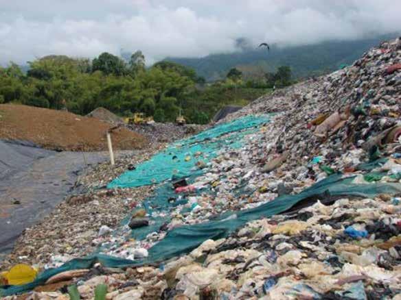 La contaminación ambiental a causa de las basuras es un tema que debe ser tratado en la actualidad, ya que la Tierra se encuentra en un momento crítico.