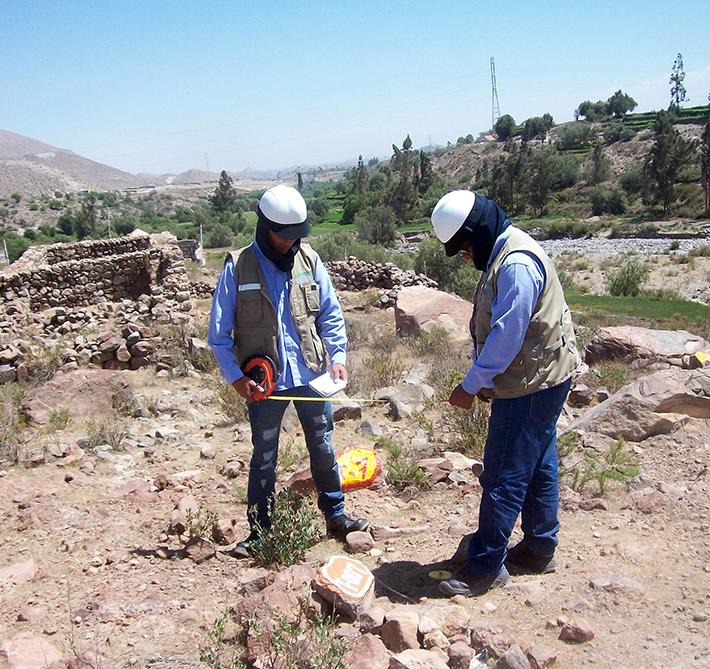 EVALUACIONES ARQUEOLÓGICAS Gestionamos la obtención del Certificado de Inexistencia de Restos Arqueológicos (CIRA), y el Plan de Monitoreo Arqueológico (PMA), ante el Ministerio de Cultura.