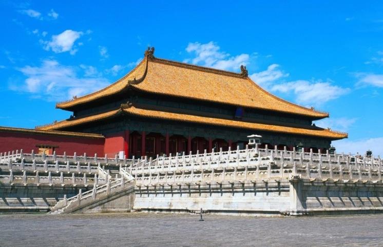 continuación conoceremos el Palacio de Verano. La Ciudad Prohibida o Ciudad Púrpura es una de los edificios más emblemáticos de la República Popular China y, asimismo, es símbolo del poder imperial.