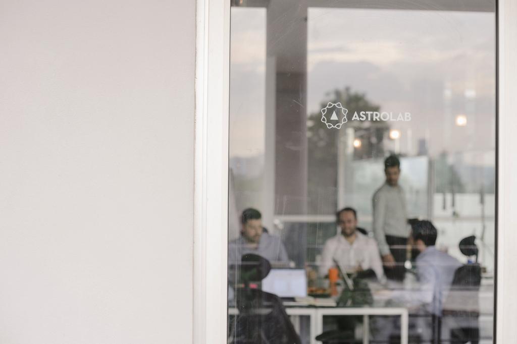 Astrolab es una consultoría que nace para darle a los líderes de negocio las herramientas de comunicación oral que necesitan para ser efectivos e inspiradores.