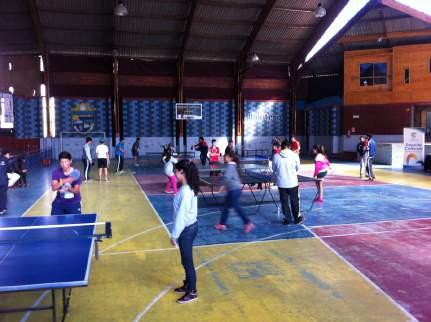 Campeonato Tenis de Mesa Este campeonato se realizó en el gimnasio municipal, fue de carácter familiar y participaron cerca de 30 competidores provenientes de Con- Con y Quintero.