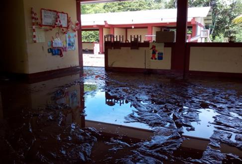Amazonas: Mañana se reinician clases en colegio afectado por inundaciones en el distrito de Imaza Las clases escolares en la Institución Educativa Inicial N 289 de la comunidad Listra del distrito de