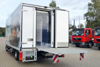 Plataforma vertical para camiones, remolques y semi-remolques DH-LCZ / LMZ 500-2000 kg Uso ocasional, acceso rápido al espacio de carga Las