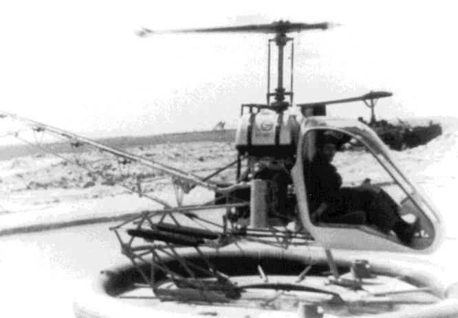 Capitán de artillería aviador de Ejército (R) Eloy Martín Simulador de helicóptero Messerschmitt Bölkow Blohm (MBB) Fue un simulador de tipo genérico diseñado por esa empresa alemana y empleado en