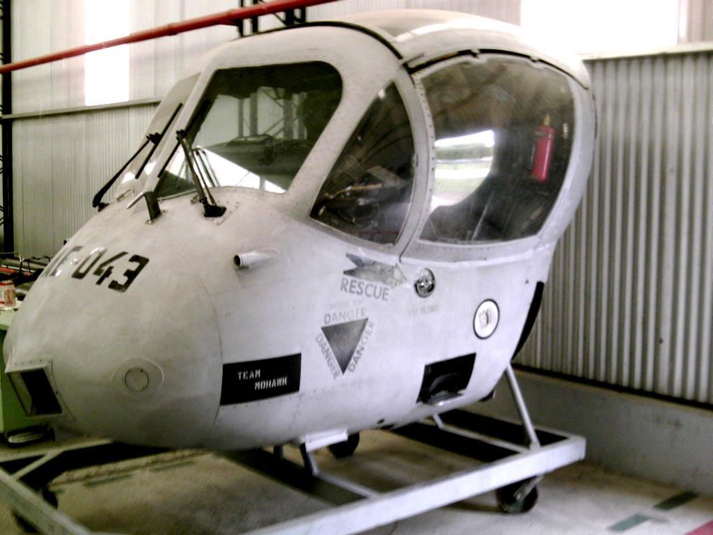 De los entrenadores a los simuladores de aviación Mock-Up de Grumman OV-1 Mohawk Desde la perspectiva de la psicología educativa, está destinada al desarrollo de conductas compatibles con los