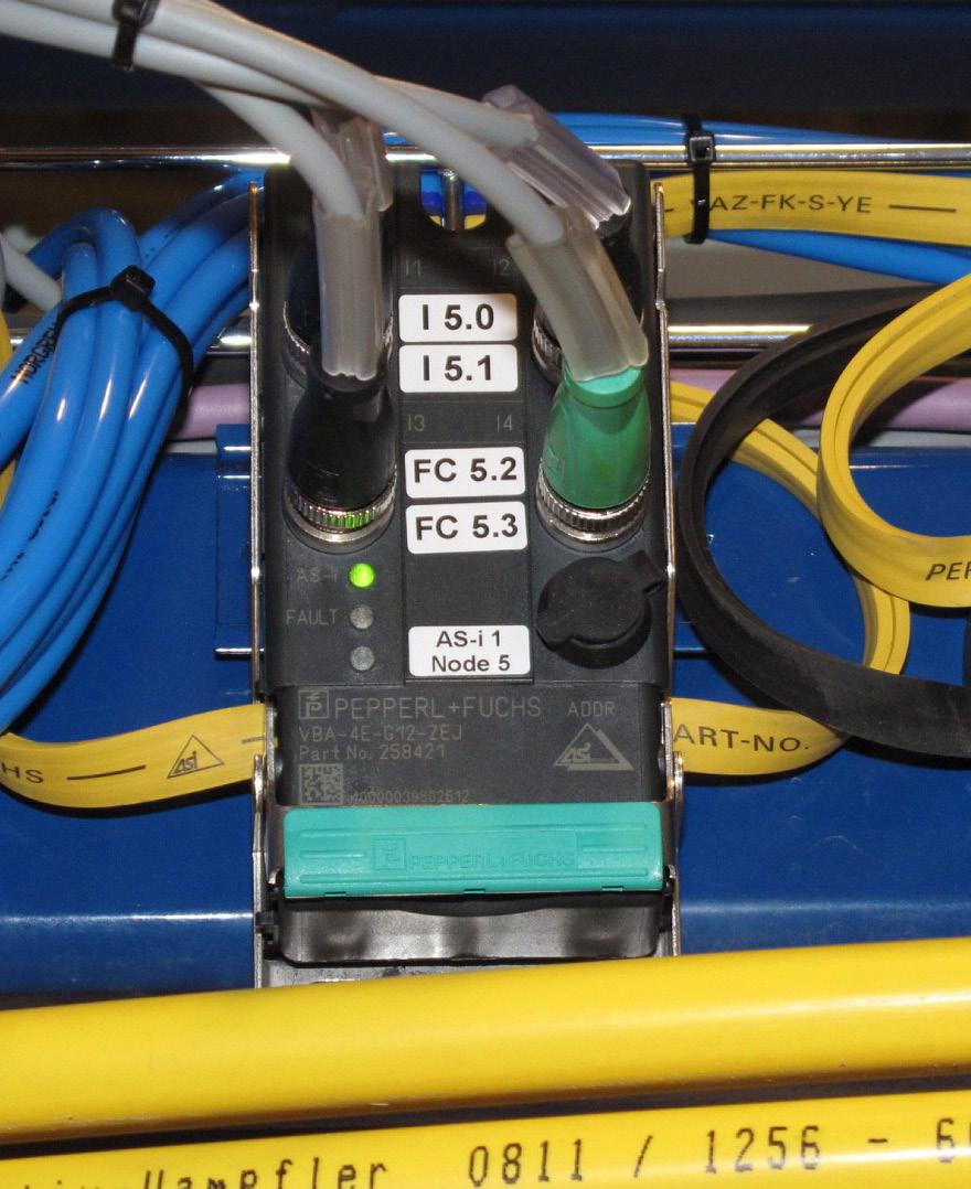 UNITRONIC BUS ASI Para comunicación de actuadores y sensores Aplicaciones estacionarias Resistencia del conductor 1,5 2,max 13,7 Ohm/Km 12 Fijo 24 Flexible U: 3 V 2 V -4 C a +8 C Cable