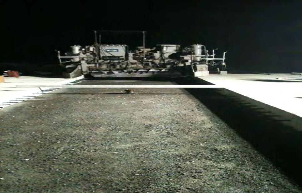 Obras de Pavimentación en Aeropuerto de Temuco Considera la construcción de losas de hormigón de (4x4x0.