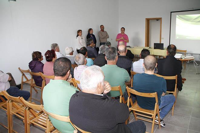 La sede de la Sociedad Cooperativa Guatiza-Mala, acogió el I Encuentro de la Recuperación del Cultivo de la Cochinilla, organizado por el Gobierno de Canarias y Cabildo de Lanzarote a instancias de