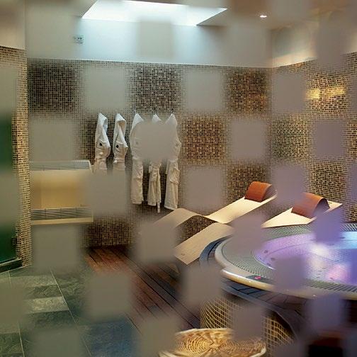 The spa of the AC Palacio del Retiro Hotel has all you need to relax your body and your mind.