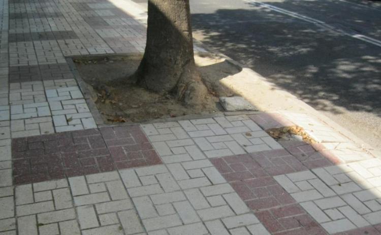 Distrito: 07 Carretera de Cádiz Varias Reparación de incidencias en calles: C/