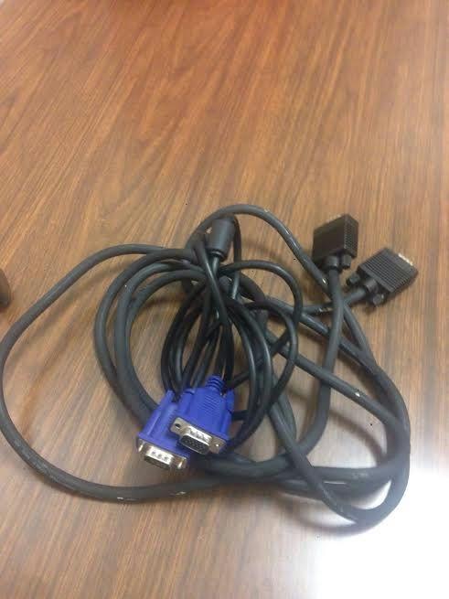 Servicio al estudiante En la oficina de la SADDUS se cuentan con cables para proyector, los cuales están al servicio de