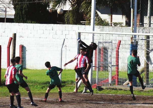 Puso el empate Agustín Camacho y un rato después dio vuelta el partido Gonzalo Amarilla mostrando en el tramo final que el verde peninsular estaba más entero.