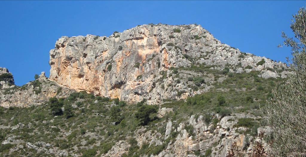 Monte Azamuz. Paque Natural del Desierto de Las Palmas, Castellón. Cabanes.