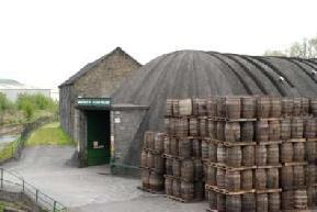 13 Agosto Galway / Kilbeggan / Dublin Domingo Pensión Completa Salida con dirección Dublín. Durante el recorrido efectuaremos una parada en Kilbeggan para visitar la Kilbeggan Distillery.