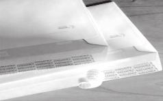 Destacan los siguientes productos: Sobres verjurados: son sobres realizados en papel de alta calidad de color blanco, con cierre autoadhesivo y sistema abre-fácil.