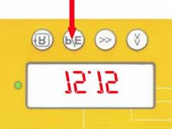 Si durante la programación no se pulsa ningún botón durante 1 minuto, el programa muestra la hora