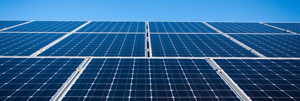 dirigido a Personas con el desafío personal y/o corporativo de gestionar una empresa en el creciente mercado de la energía solar fotovoltaica.