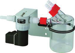 Si se trabaja a la vez con distintas presiones será necesario una válvula de vacío () por evaporador. Las válvulas antiretorno están incluidas.