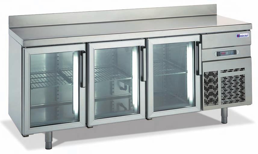 Serie Bajo mostrador refrigerado Exterior en acero inox AISI 0, respaldo en chapa galvanizada. Interior en acero inox AISI 0.