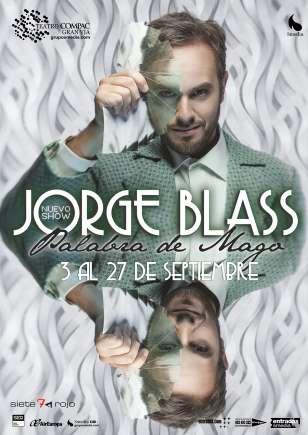 Es un espectáculo que fusiona la magia de Jorge Blass con la música de Nacho Mastretta y su banda.