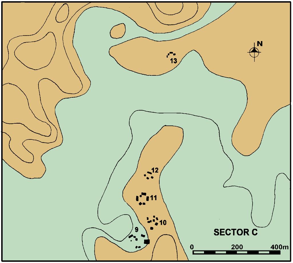 La ocupación cronológica de los grupos explorados responde principalmente al Clásico Tardío. También se determinó ocupación para el Preclásico Tardío en los Patios 11 A, 12 B, 12 C y 12 D.